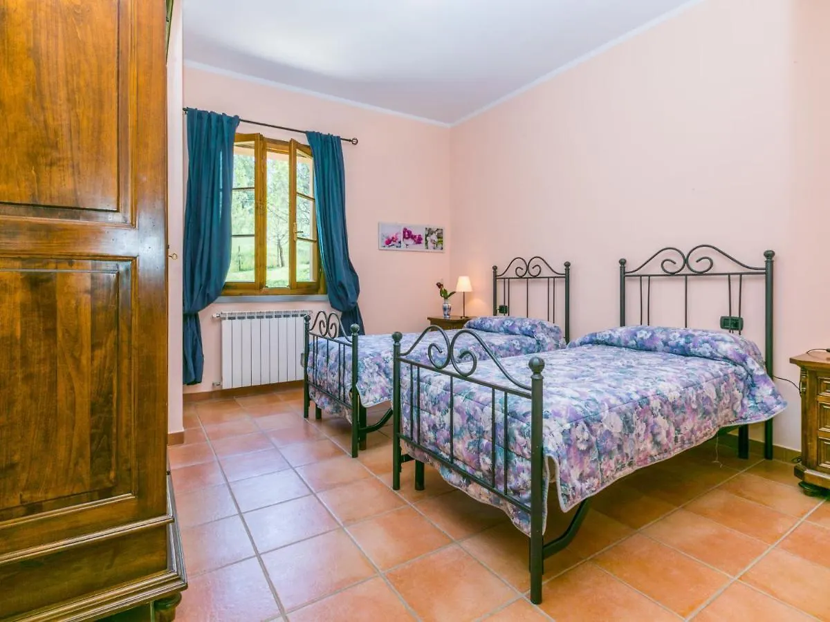 Apartment Casolare Bretulla-1 By Interhome Tresanti 0*,